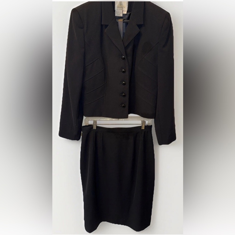 En Avance Woman Plus Size 12 2 Piece Black Skirt Suit V-Neck Blazer